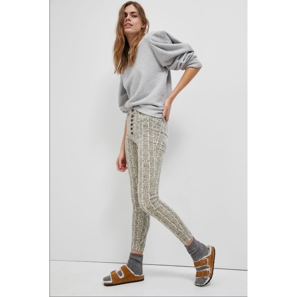 Anthropologie Pilcro High Rise Corduroy Printed Pants 28